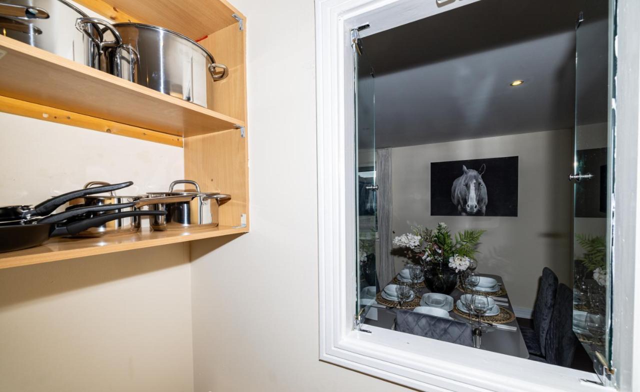 Two Bed Apartment Near Canary Wharf 伦敦 外观 照片