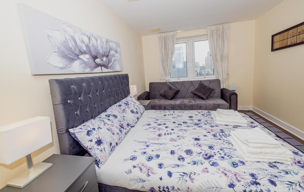 Two Bed Apartment Near Canary Wharf 伦敦 外观 照片