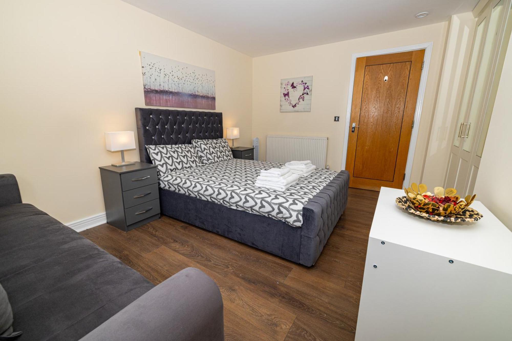 Two Bed Apartment Near Canary Wharf 伦敦 外观 照片