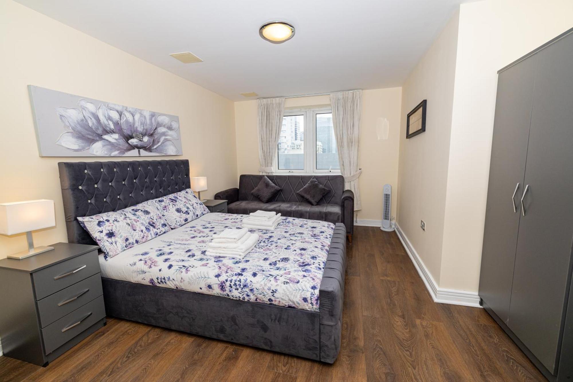Two Bed Apartment Near Canary Wharf 伦敦 外观 照片