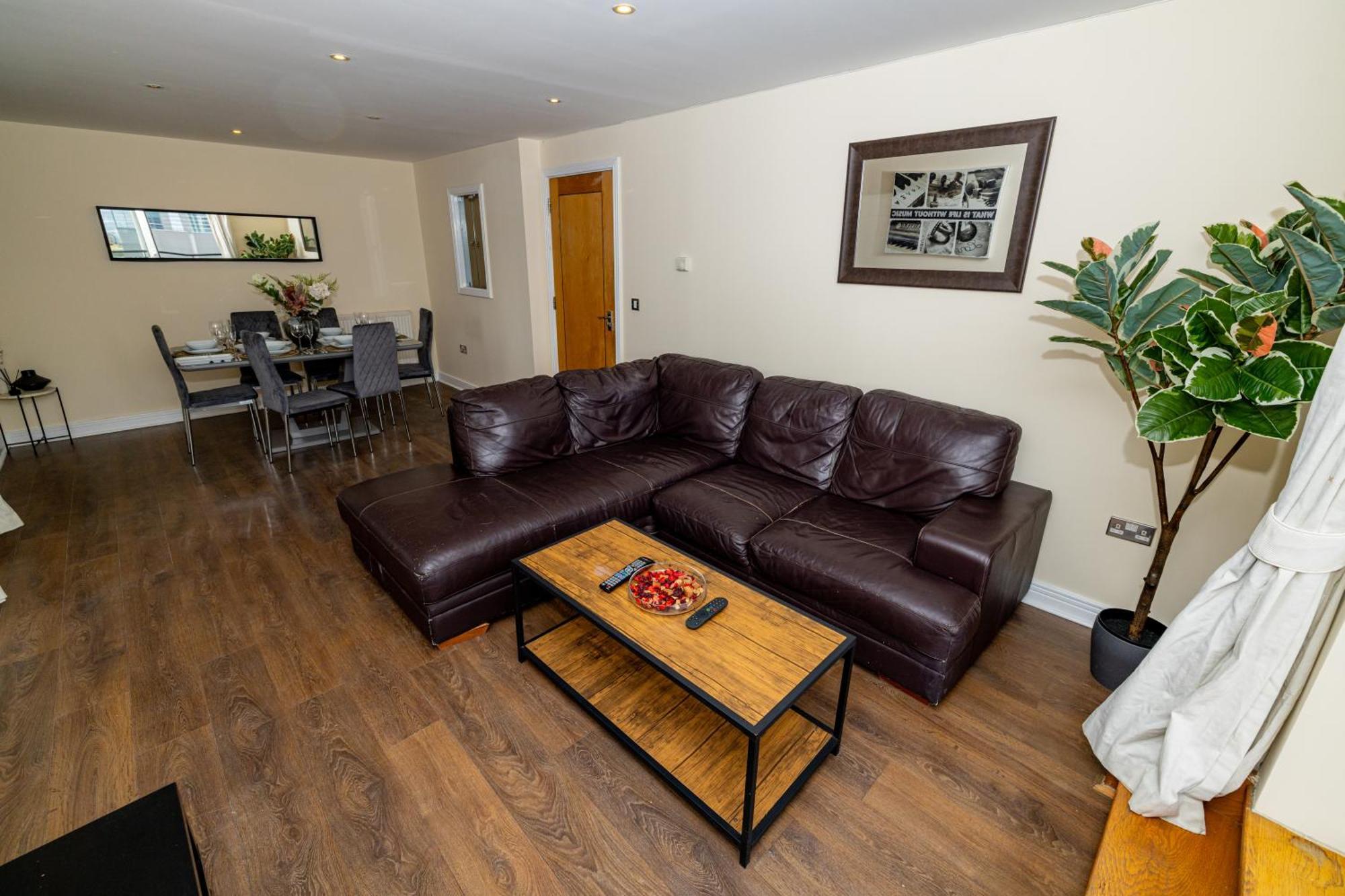 Two Bed Apartment Near Canary Wharf 伦敦 外观 照片